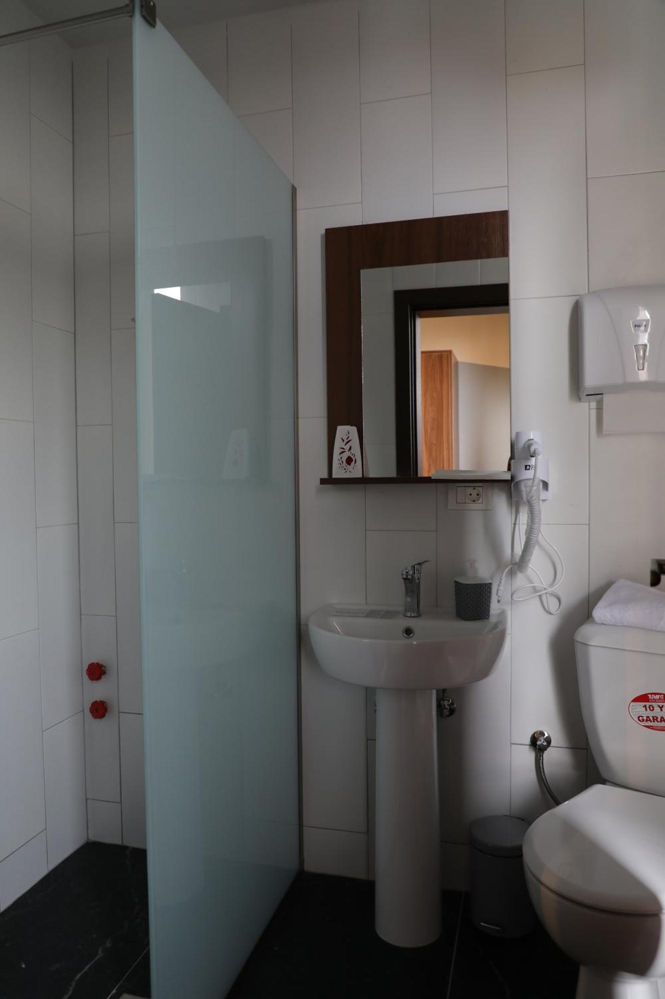 Hotel Hiserra Prizren Eksteriør bilde